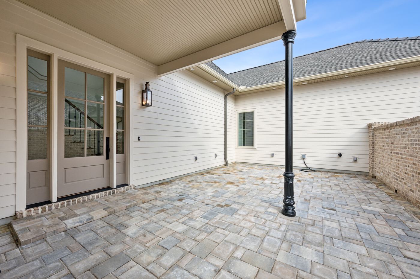 MDL B Residence — Maison du Lac, Covington, Louisiana