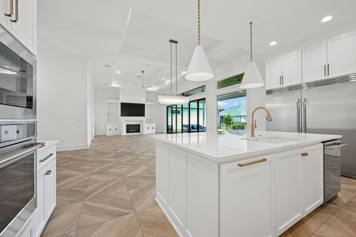 MDL F Residence — Maison du Lac, Covington, Louisiana