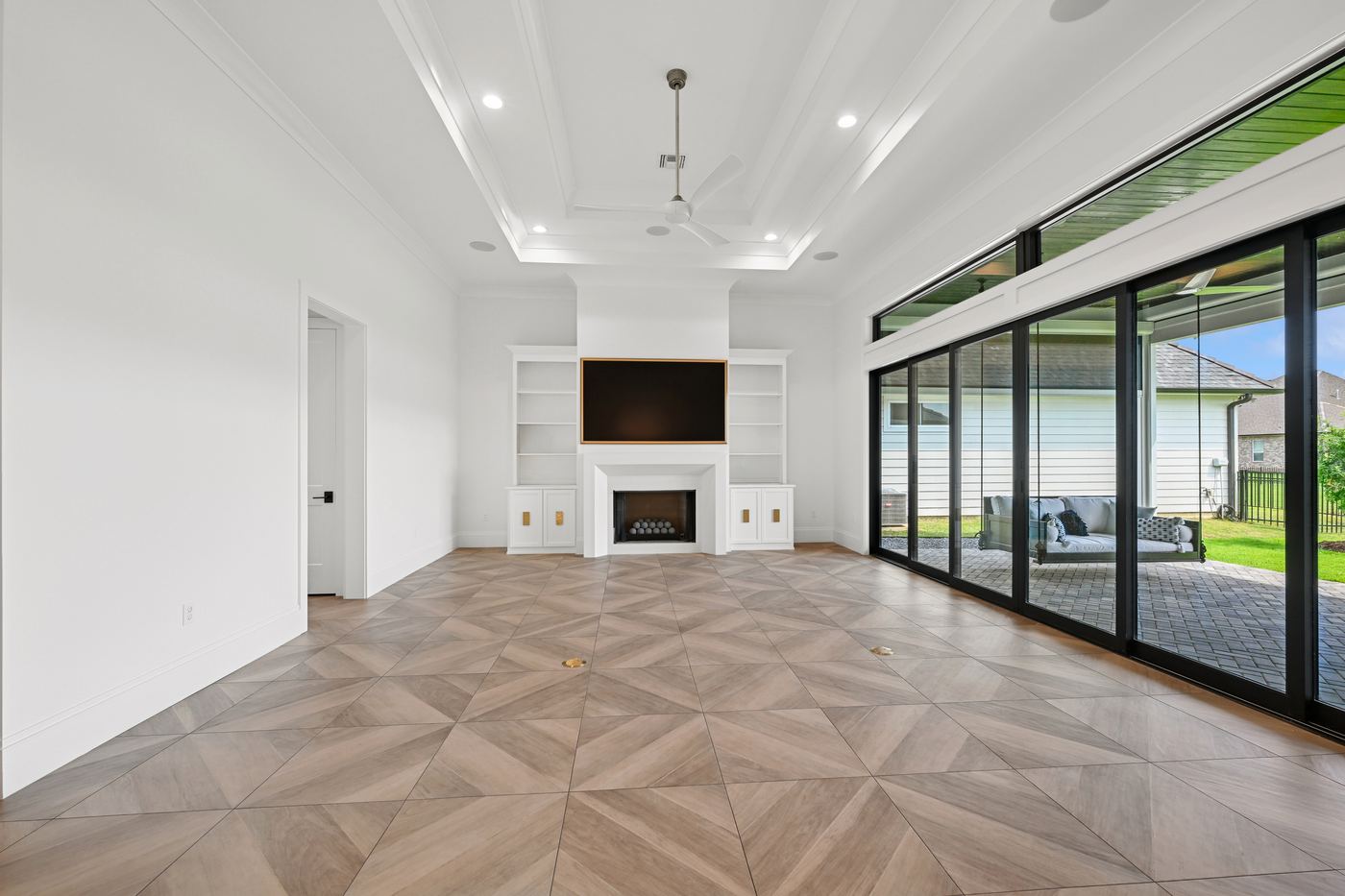 MDL F Residence — Maison du Lac, Covington, Louisiana