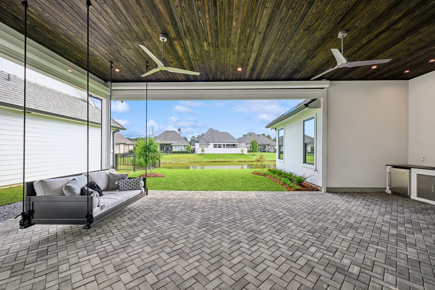 MDL F Residence — Maison du Lac, Covington, Louisiana