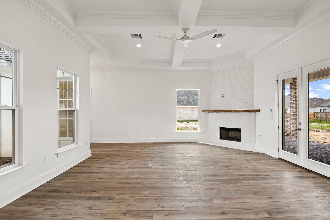 MDL C Residence — Maison du Lac, Covington, Louisiana