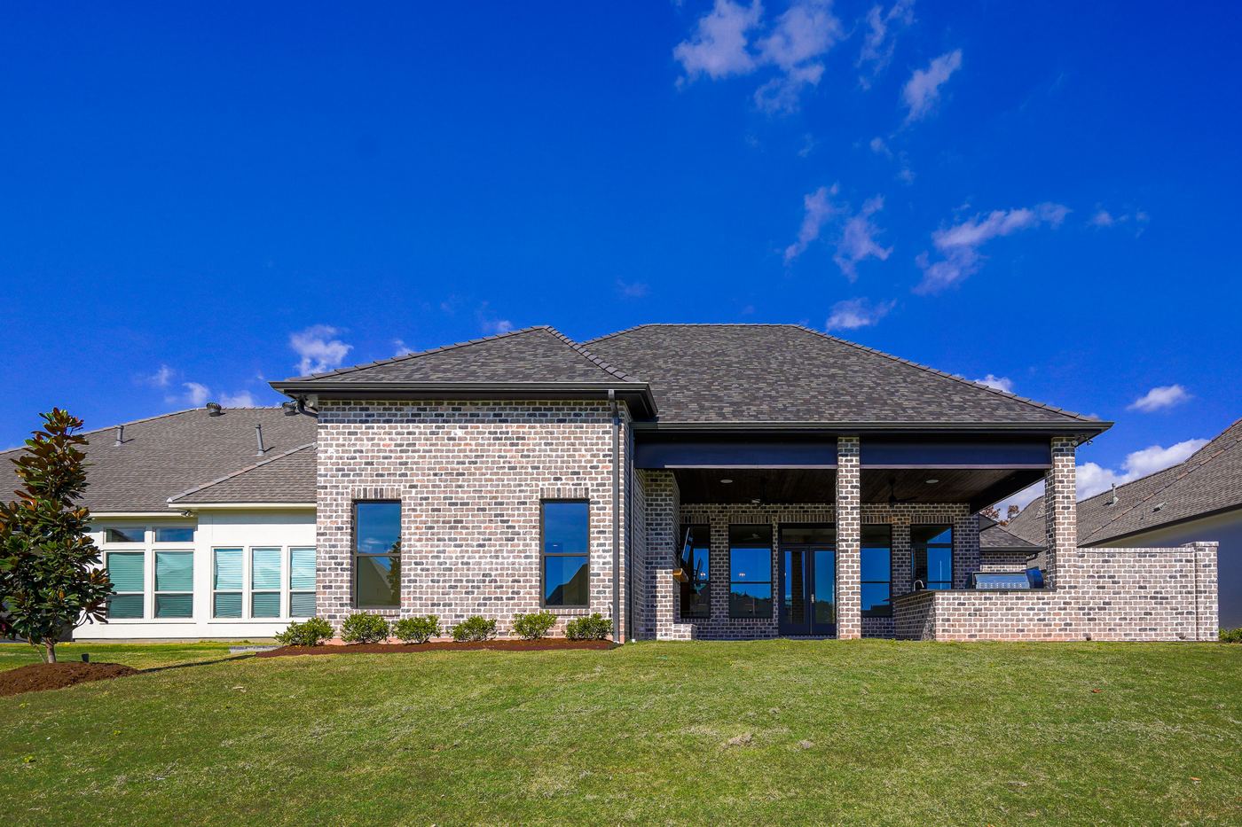 MDL M Residence — Maison du Lac, Covington, Louisiana