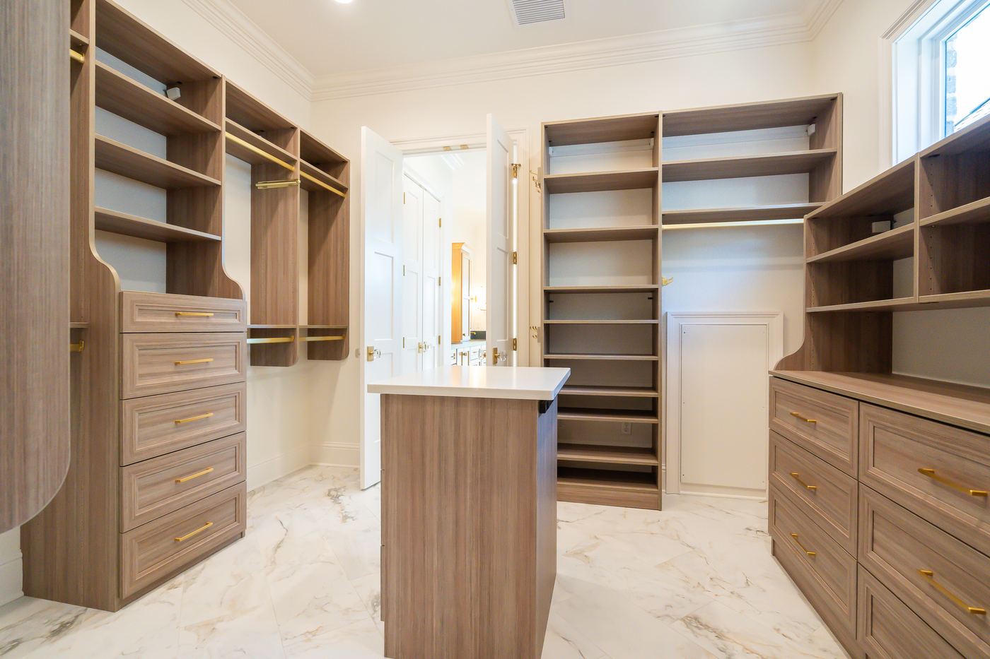 MDL M Residence — Maison du Lac, Covington, Louisiana